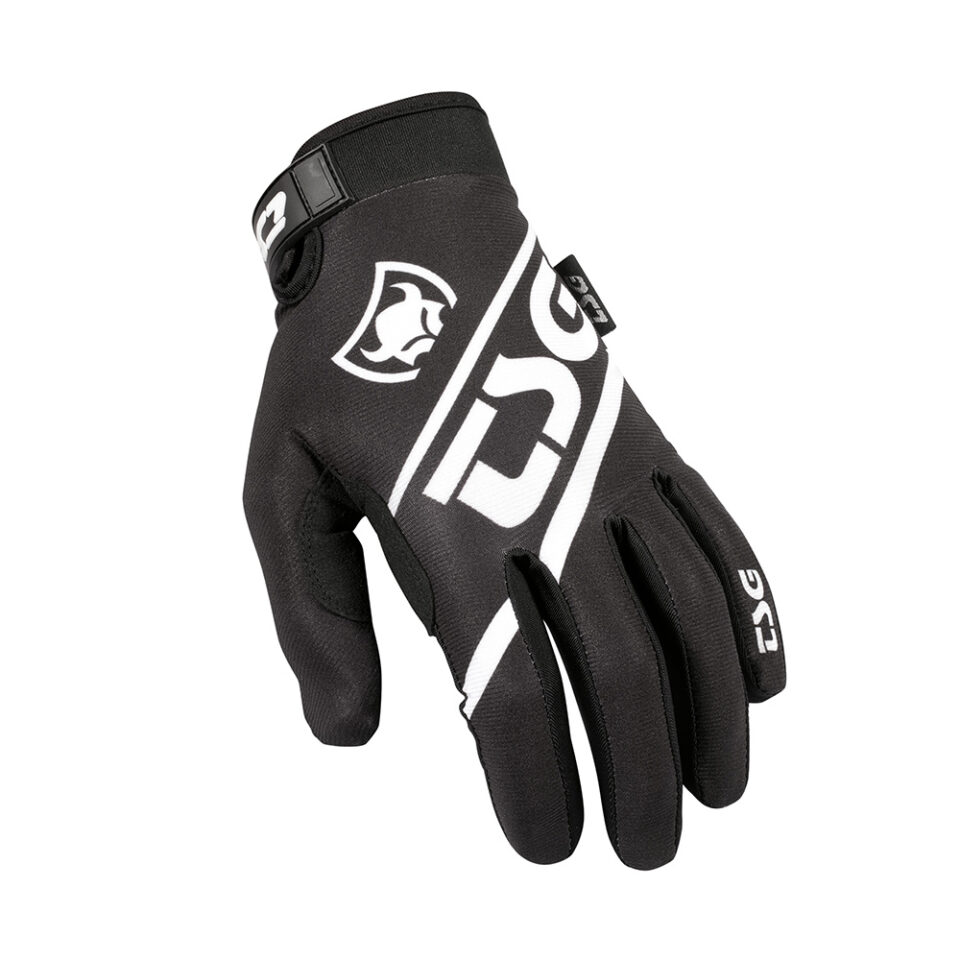 DW Glove